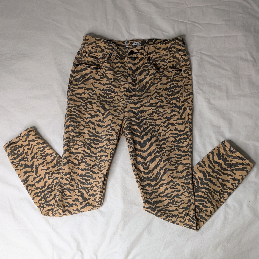 Good American Tiger Print Jeans